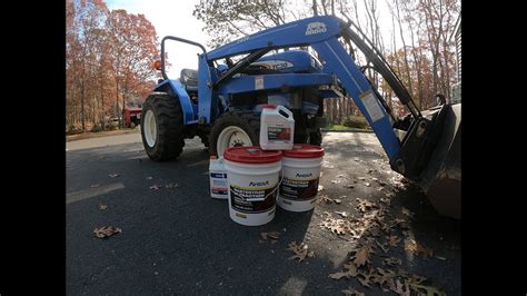 what kind of hydraulic fluid for new holland skid steer|new holland tc30 fluid recommendations.